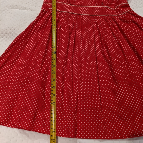 50's style red and white polkadot dress with pockets - Picture 2 of 8